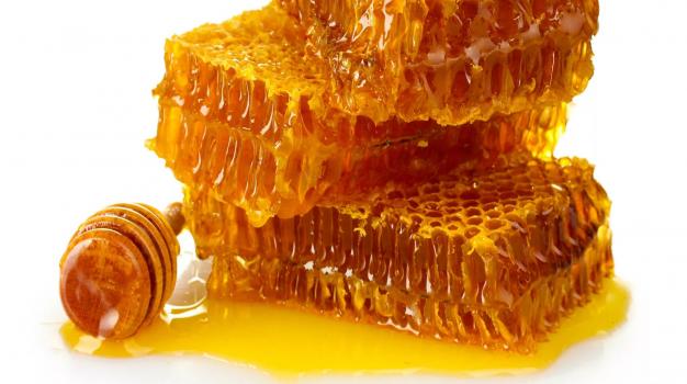  10 فایده شگفت انگیز عسل 
